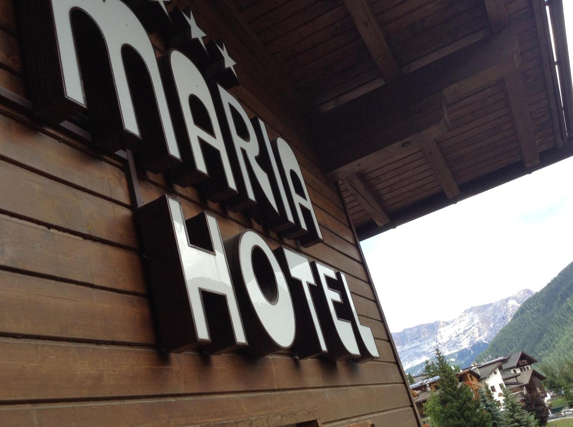 Hotel Maria Corvara In Badia Exterior photo